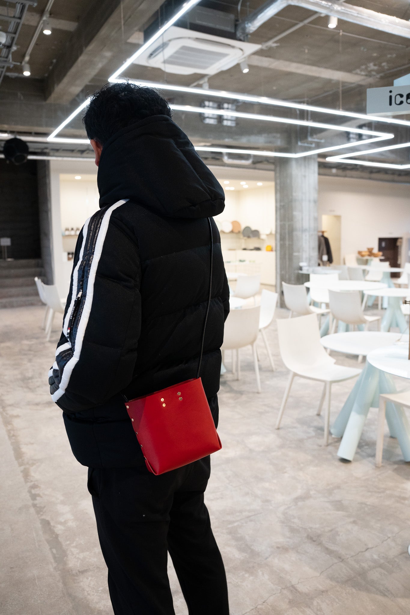 【一点物】ショルダーバッグ ブラック