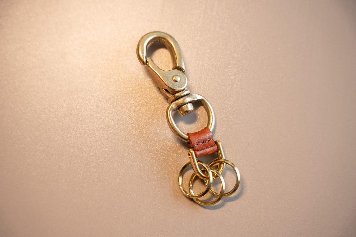 【一点物】真鍮カラビナキーホルダー セサンタ