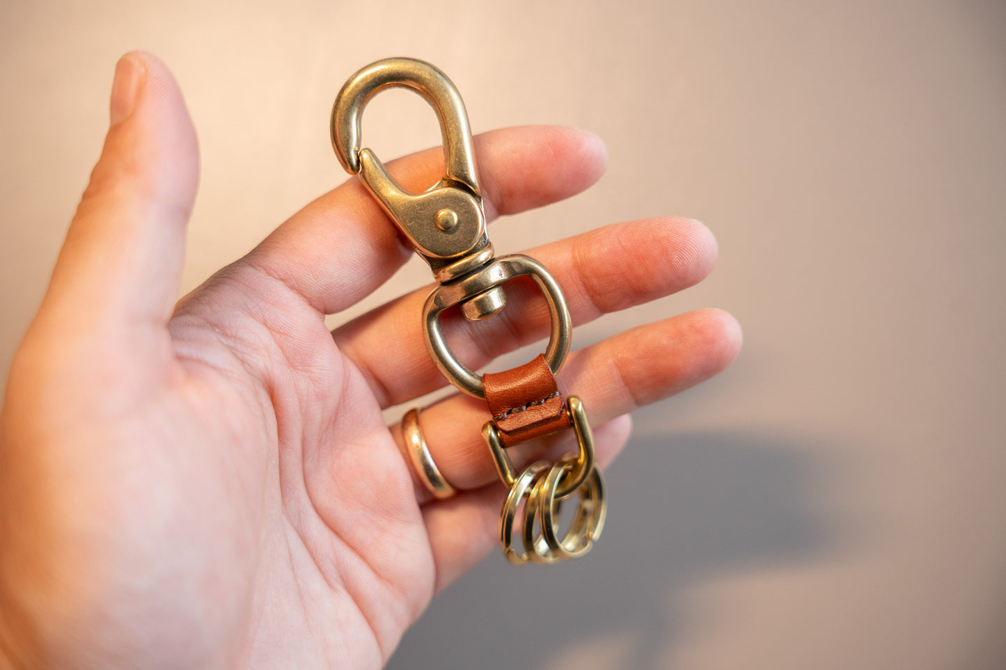 【一点物】真鍮カラビナキーホルダー セサンタ