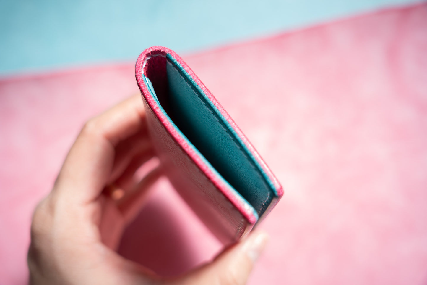 【一点物】スリムカードケース ピンクxアイスブルー