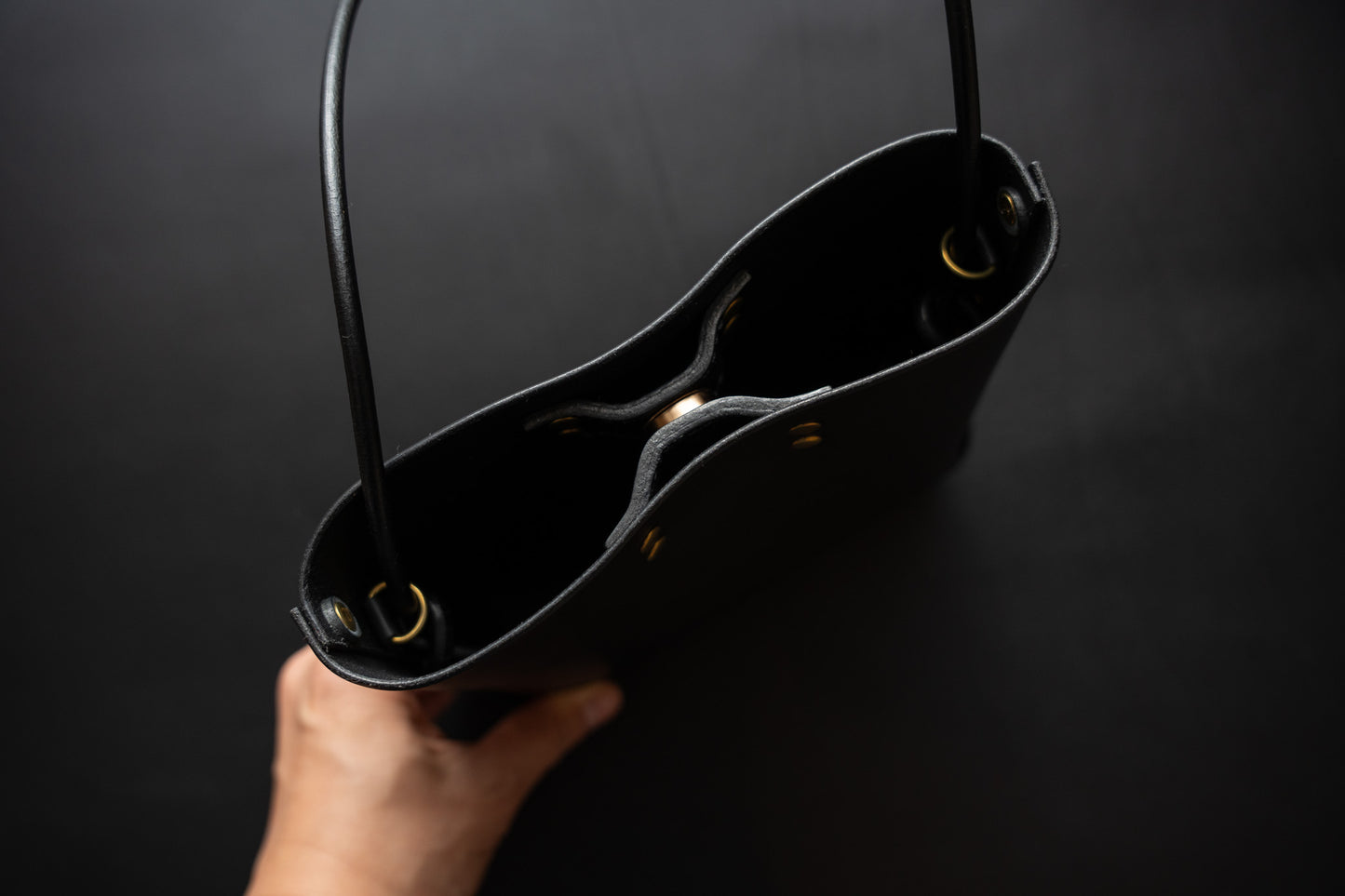 【一点物】ショルダーバッグ　ブラック