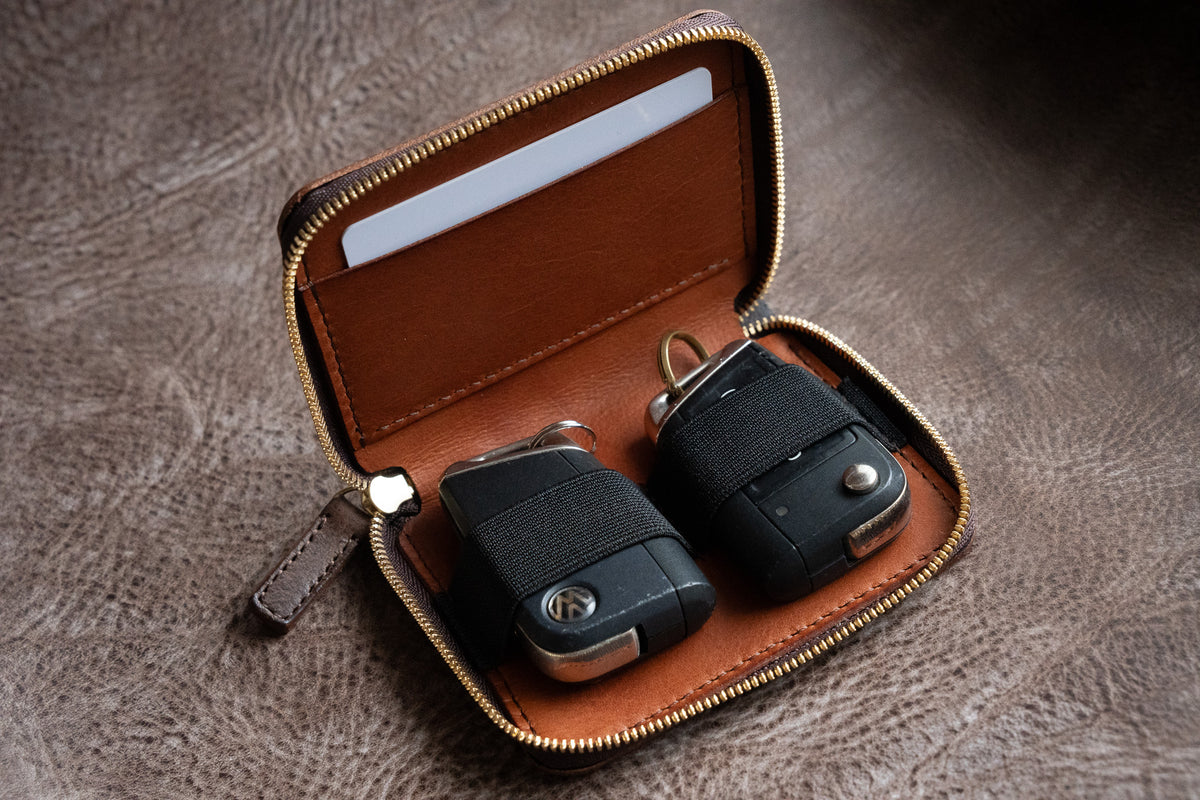 【一点物】スマートキーが２つ入るケース ブラウン