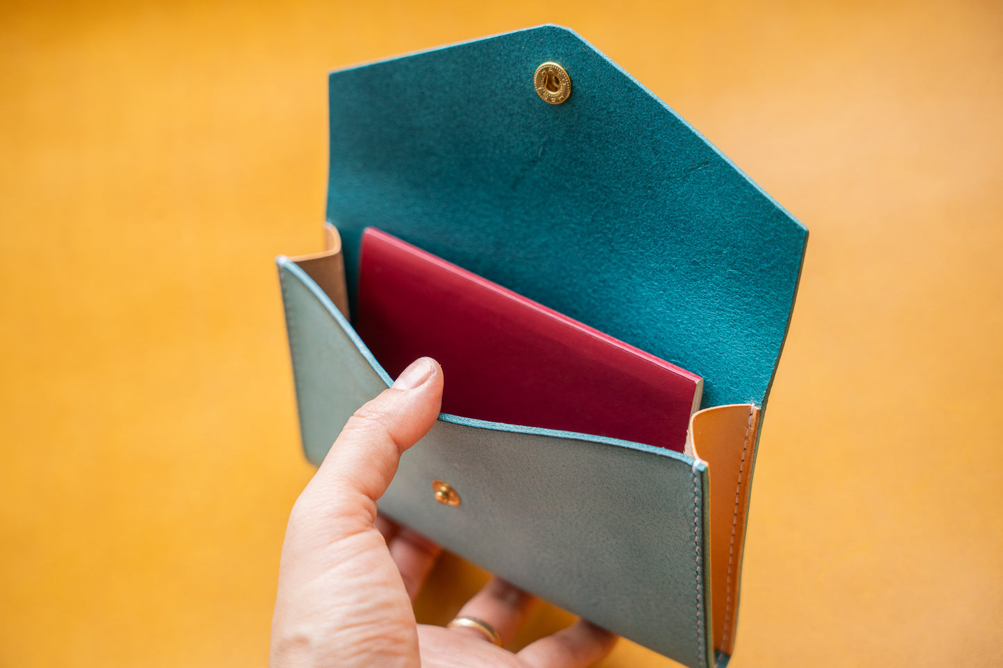 【一点物】アイスブルーのポーチL